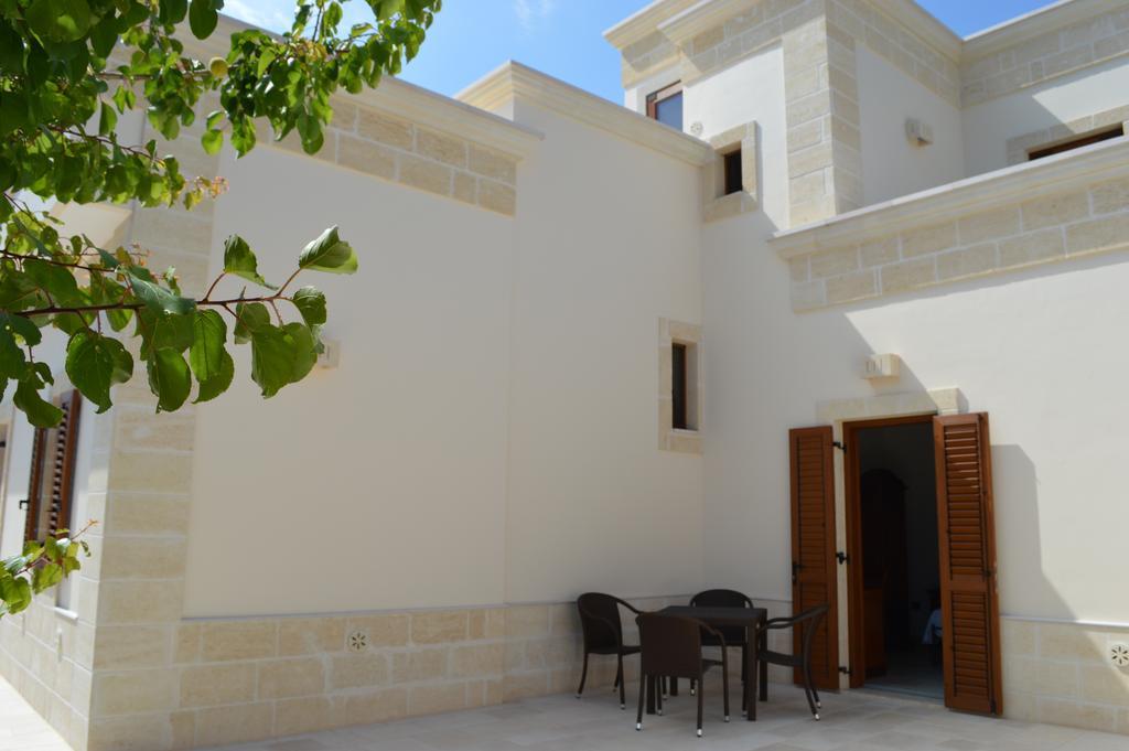 Le Terrazze Miramare B&B Torre Canne Extérieur photo