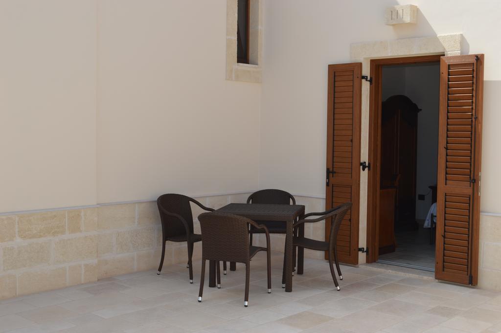 Le Terrazze Miramare B&B Torre Canne Extérieur photo