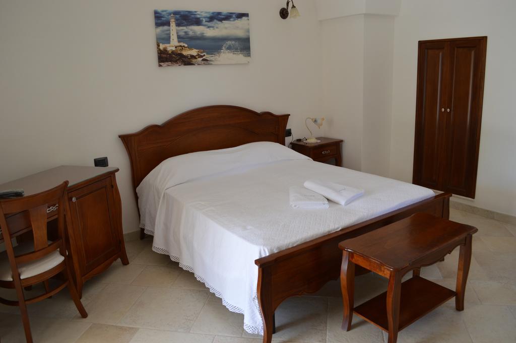 Le Terrazze Miramare B&B Torre Canne Extérieur photo