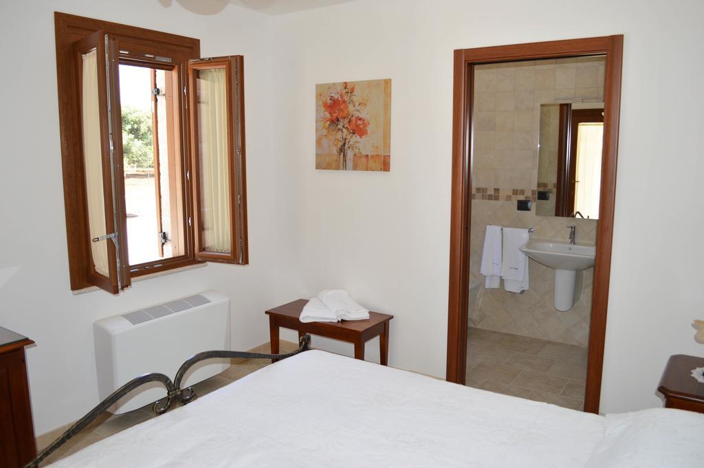 Le Terrazze Miramare B&B Torre Canne Extérieur photo