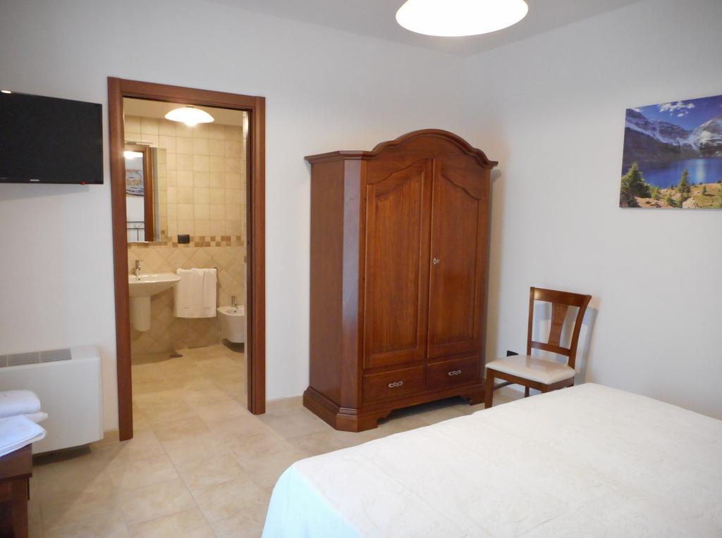 Le Terrazze Miramare B&B Torre Canne Extérieur photo